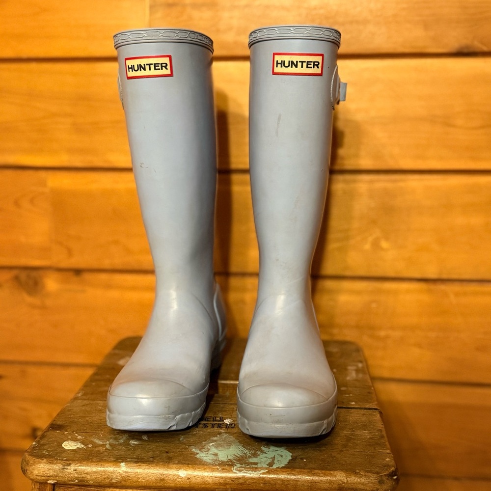 Hunter Light Blue Tall Rain Boots size Women’s 5 ( pre-owned)
